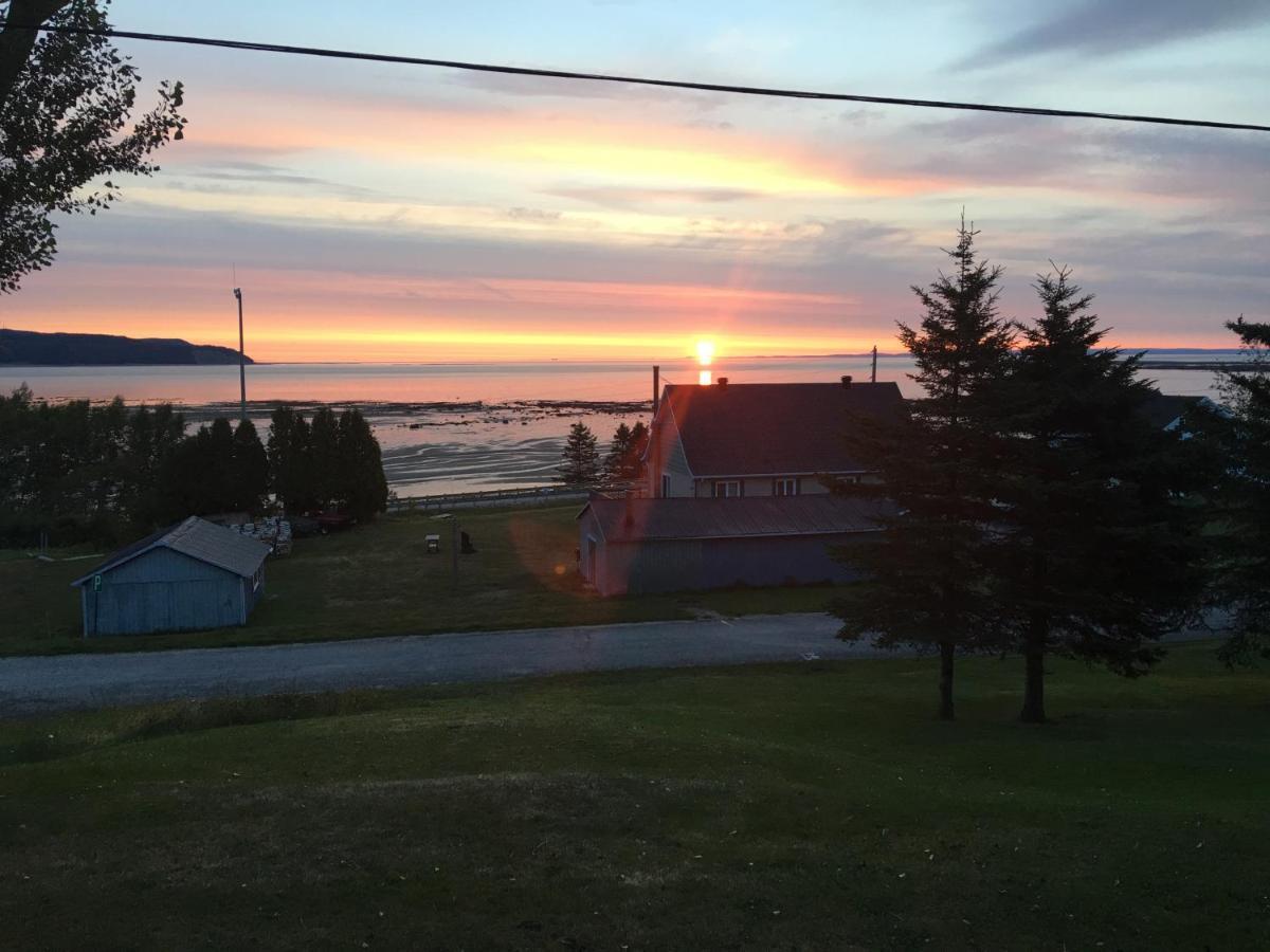 Les Chalets De La Colline Inc Baie-Sainte-Catherine Zewnętrze zdjęcie