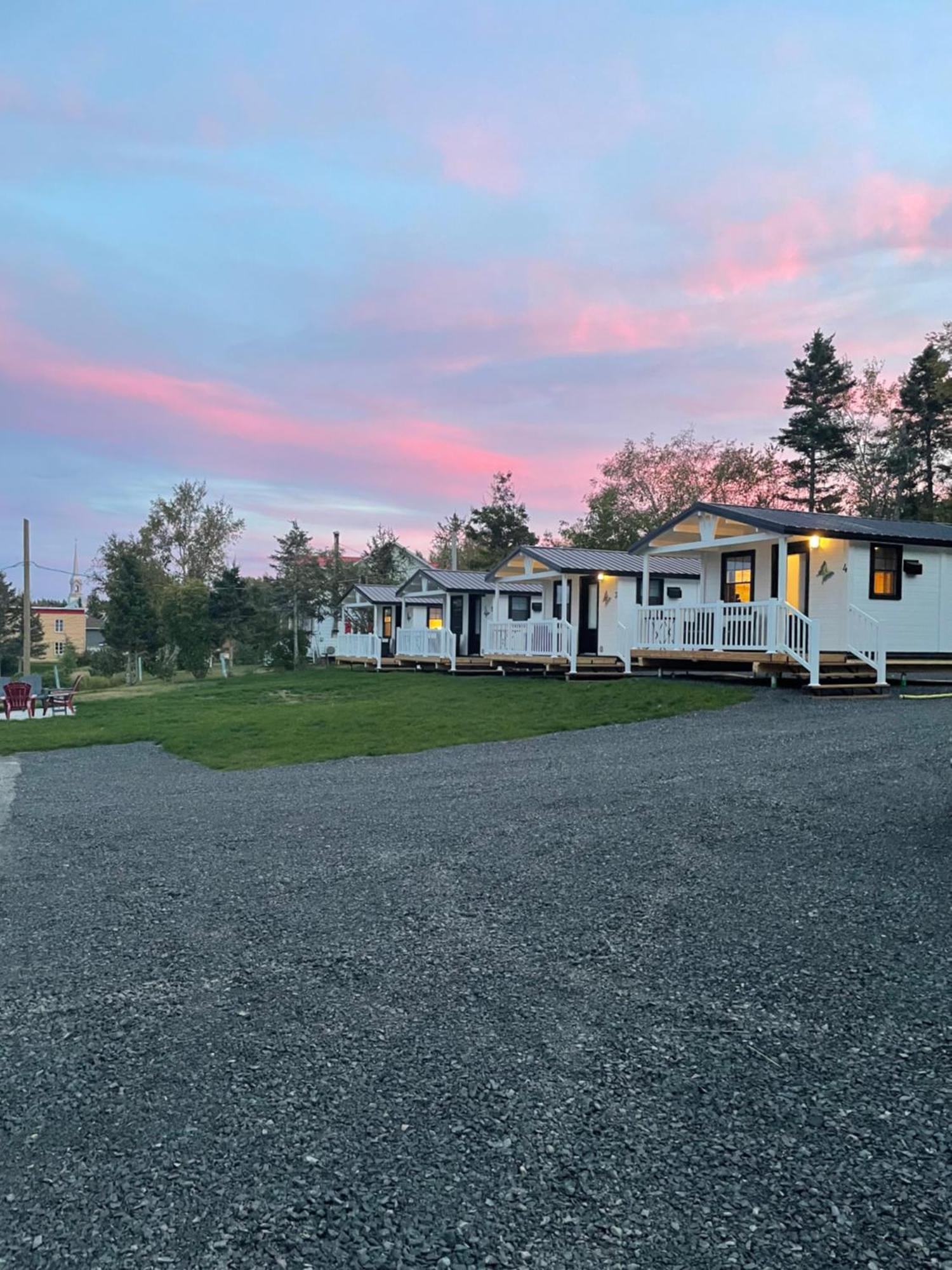 Les Chalets De La Colline Inc Baie-Sainte-Catherine Zewnętrze zdjęcie
